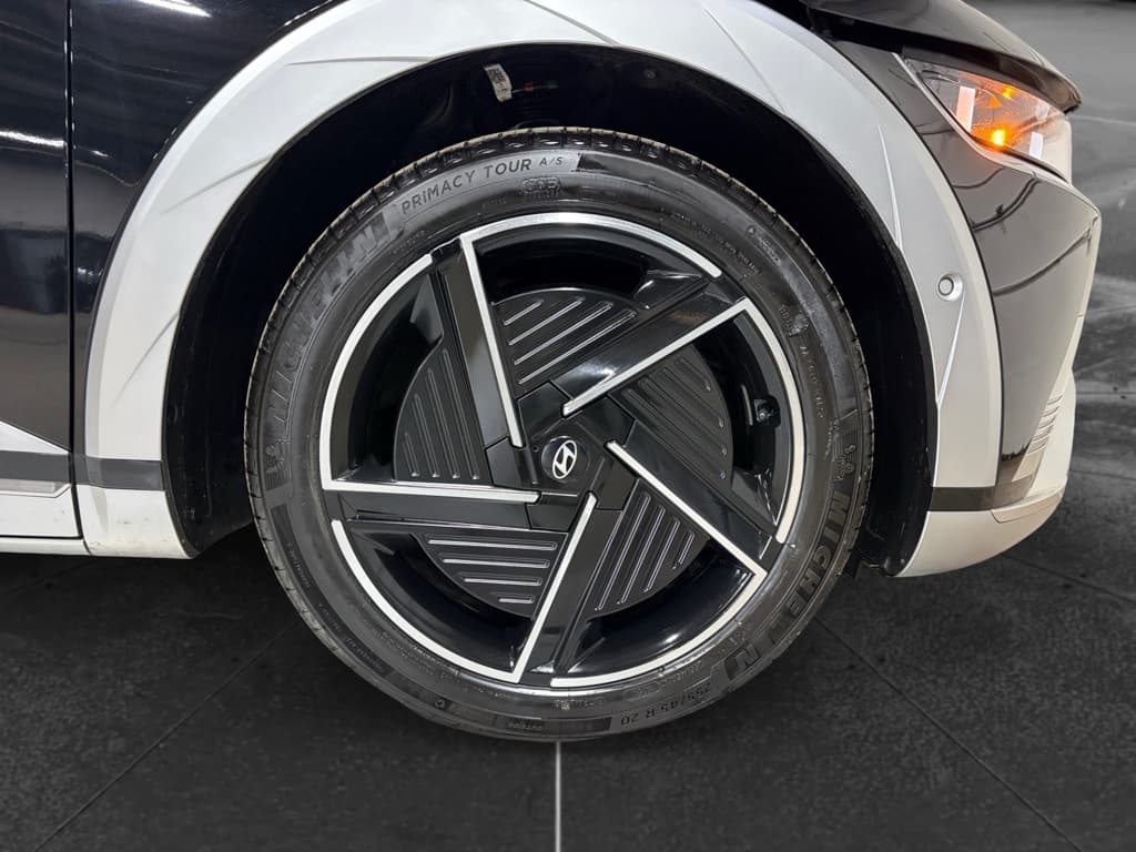 2025 Hyundai IONIQ 5 view 37