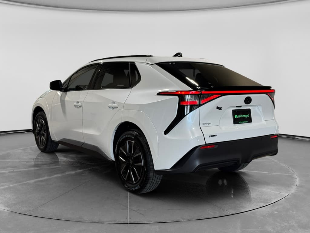 2026 Toyota bZ view 2