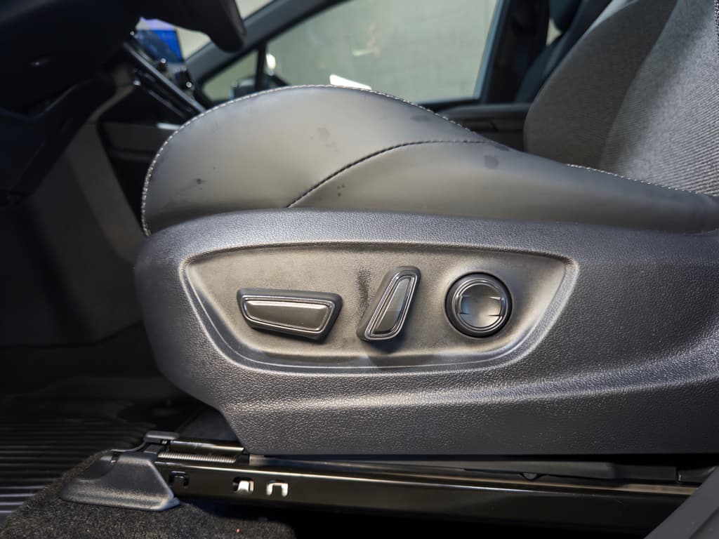2026 Toyota bZ view 7