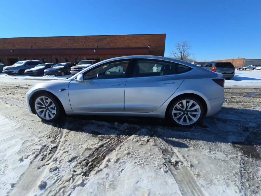 2017 Tesla Model 3 view 2