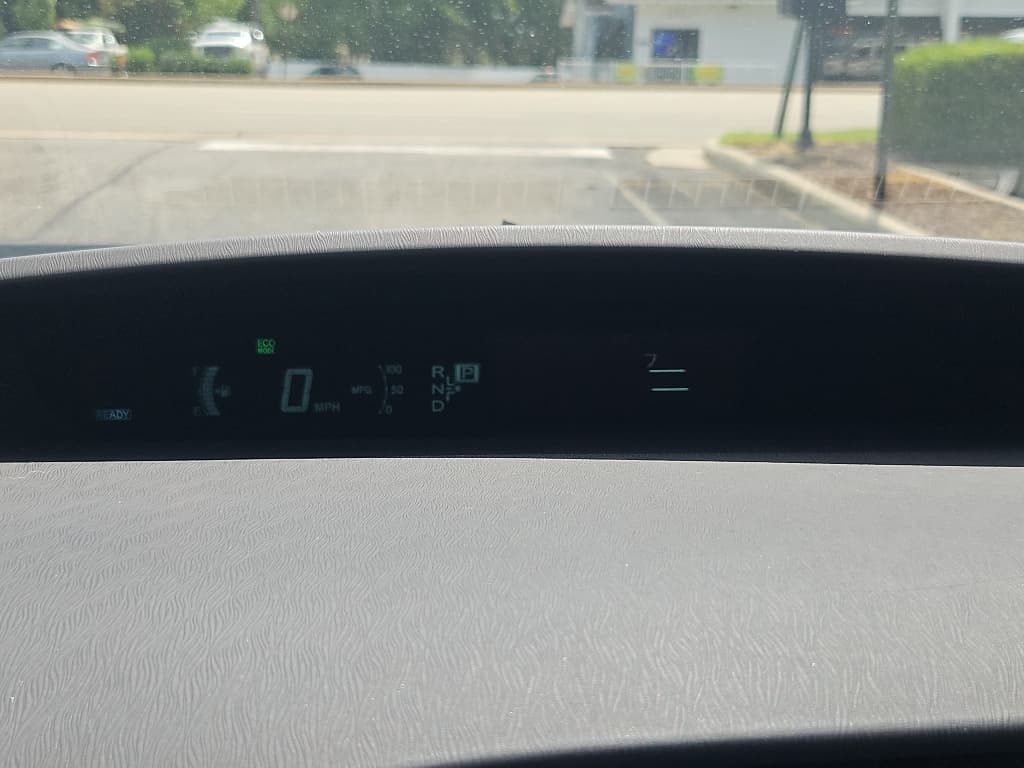 2015 Toyota Prius view 7