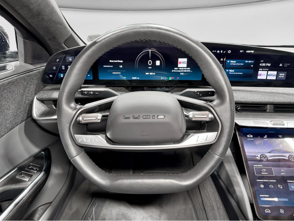 2024 Lucid Air view 8