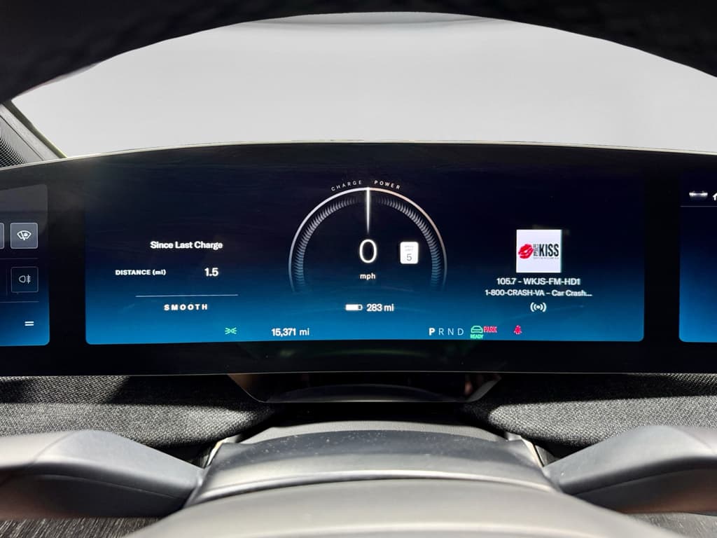 2024 Lucid Air view 9