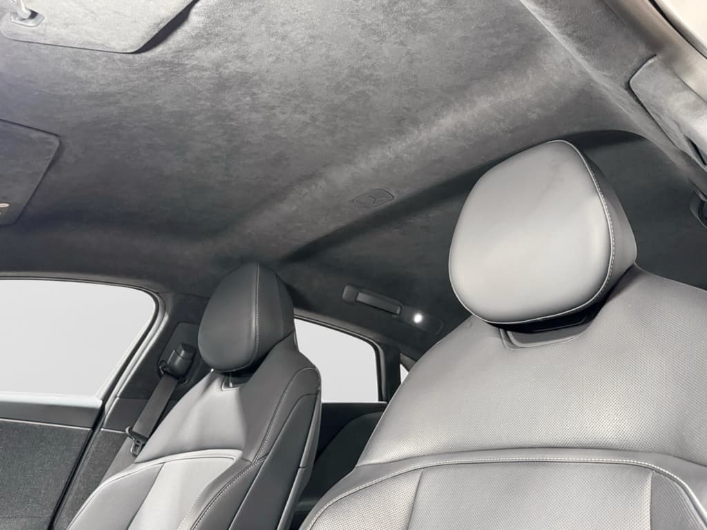 2024 Lucid Air view 24