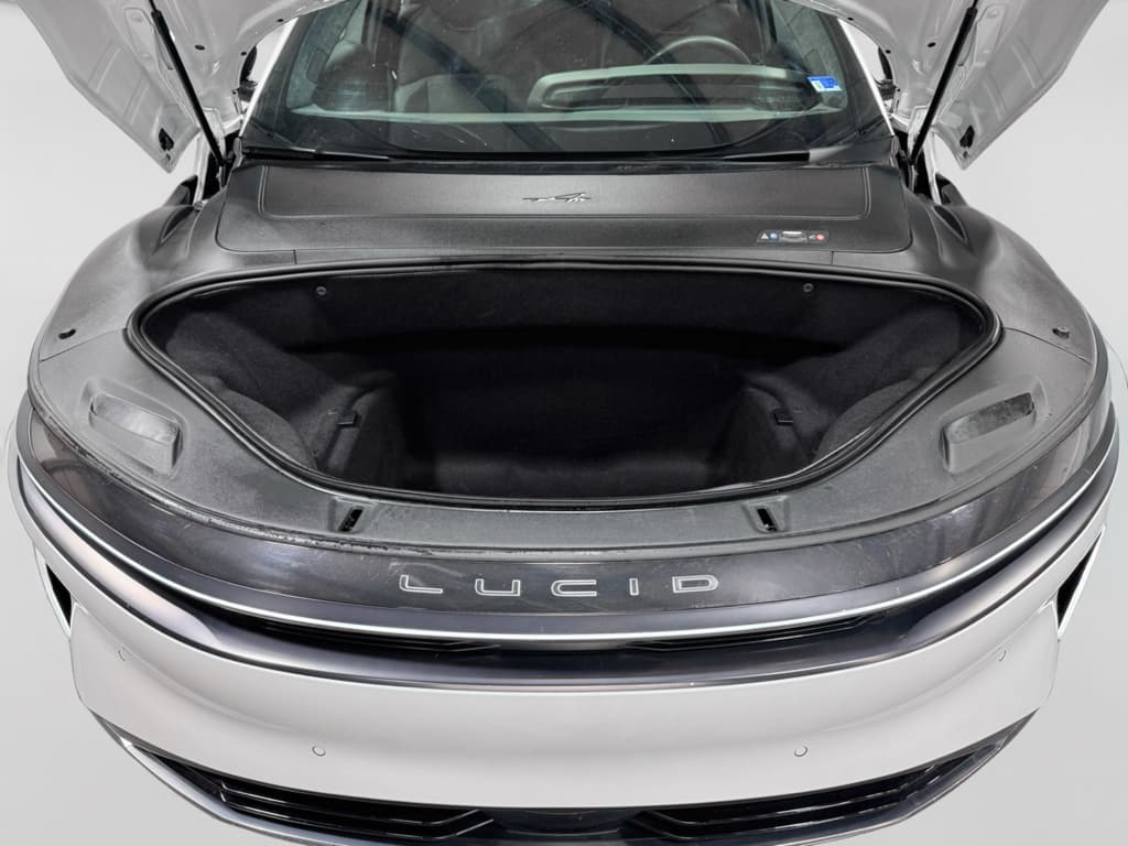 2024 Lucid Air view 25
