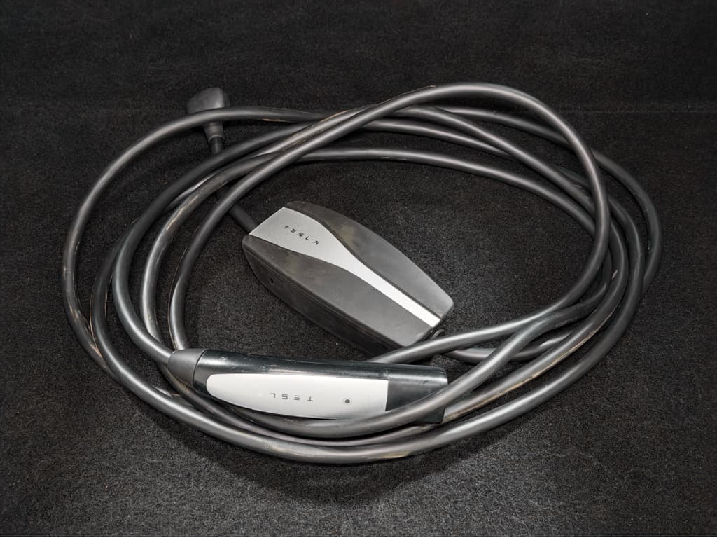 2020 Tesla Model Y view 6