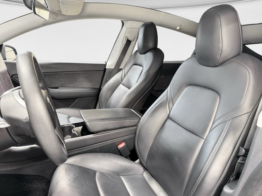 2020 Tesla Model Y view 16