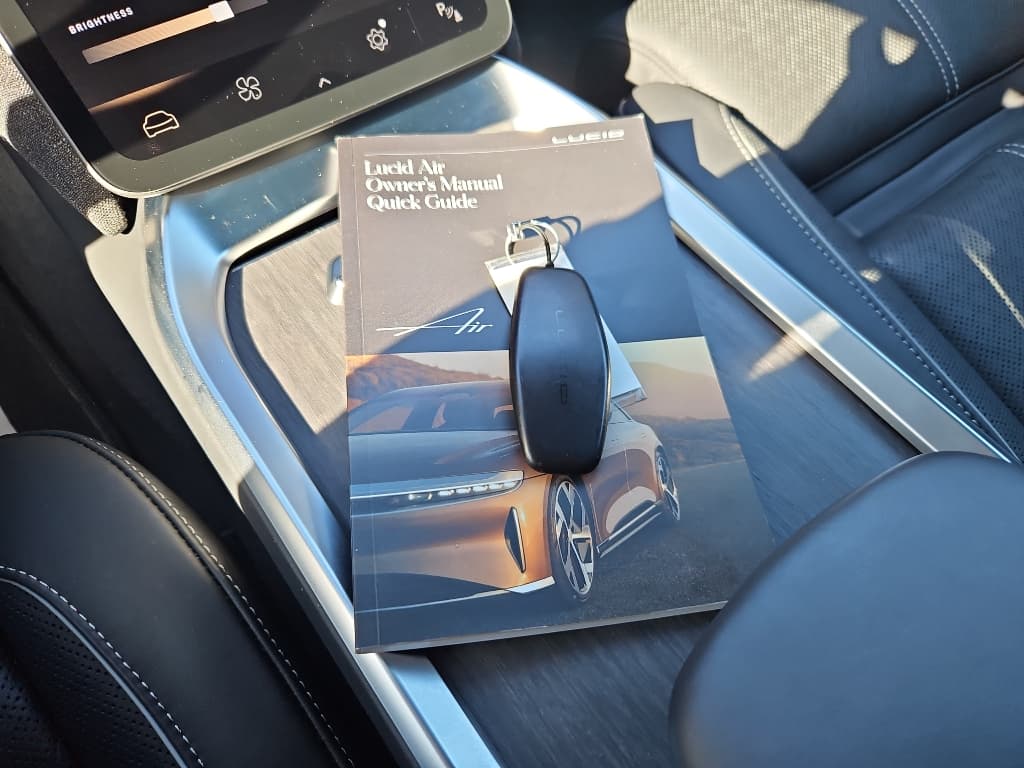 2022 Lucid Air view 22