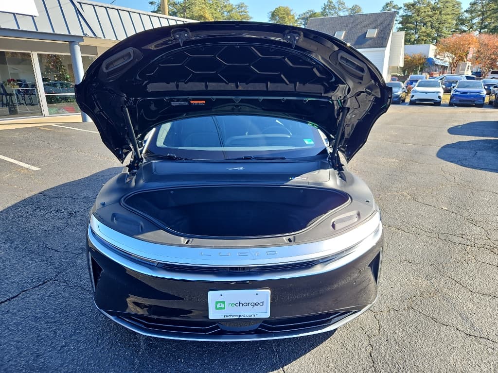 2022 Lucid Air view 27