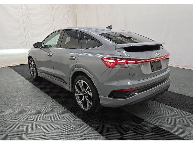 2025 Audi Q4 e-tron Sportback view 2