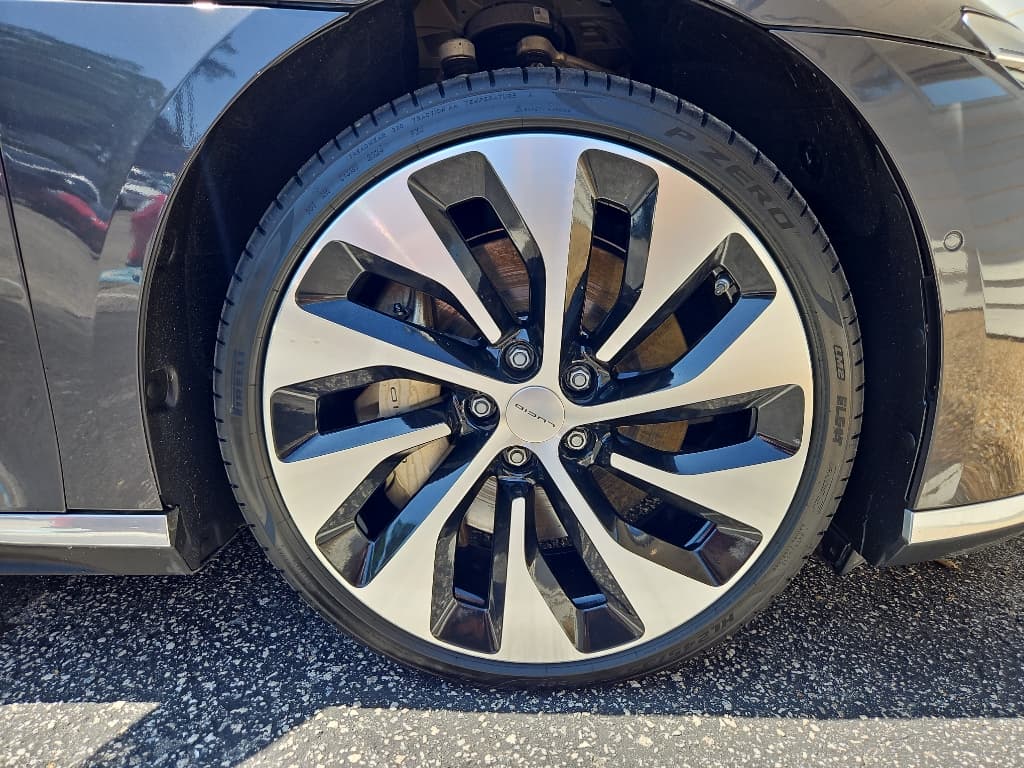 2022 Lucid Air view 33