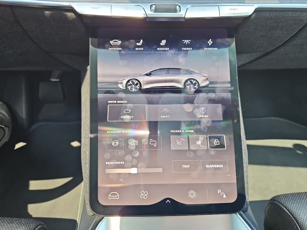 2022 Lucid Air view 15