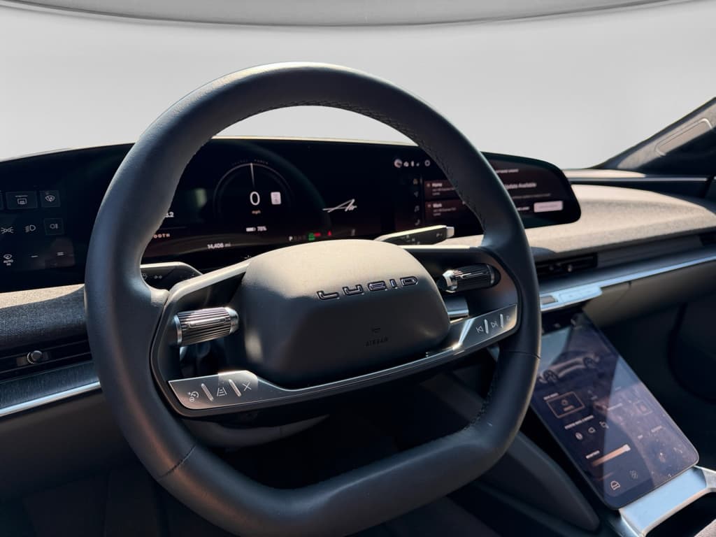 2024 Lucid Air view 6