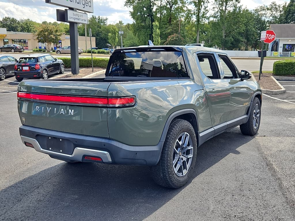 2022 Rivian R1T view 3