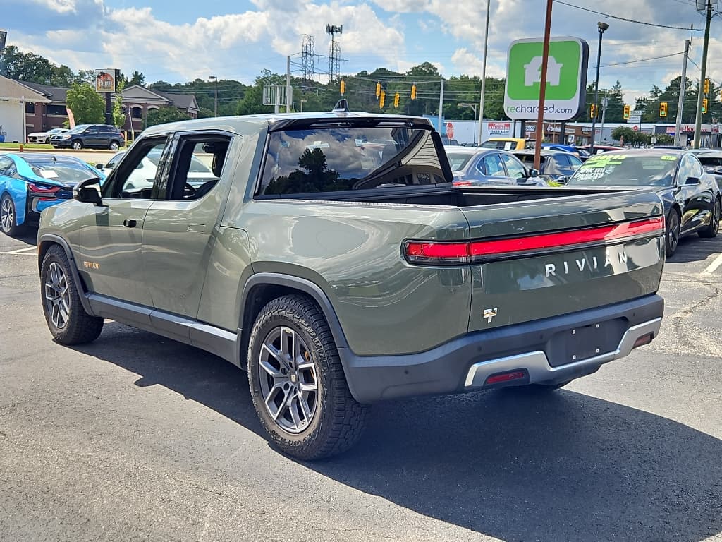 2022 Rivian R1T view 2