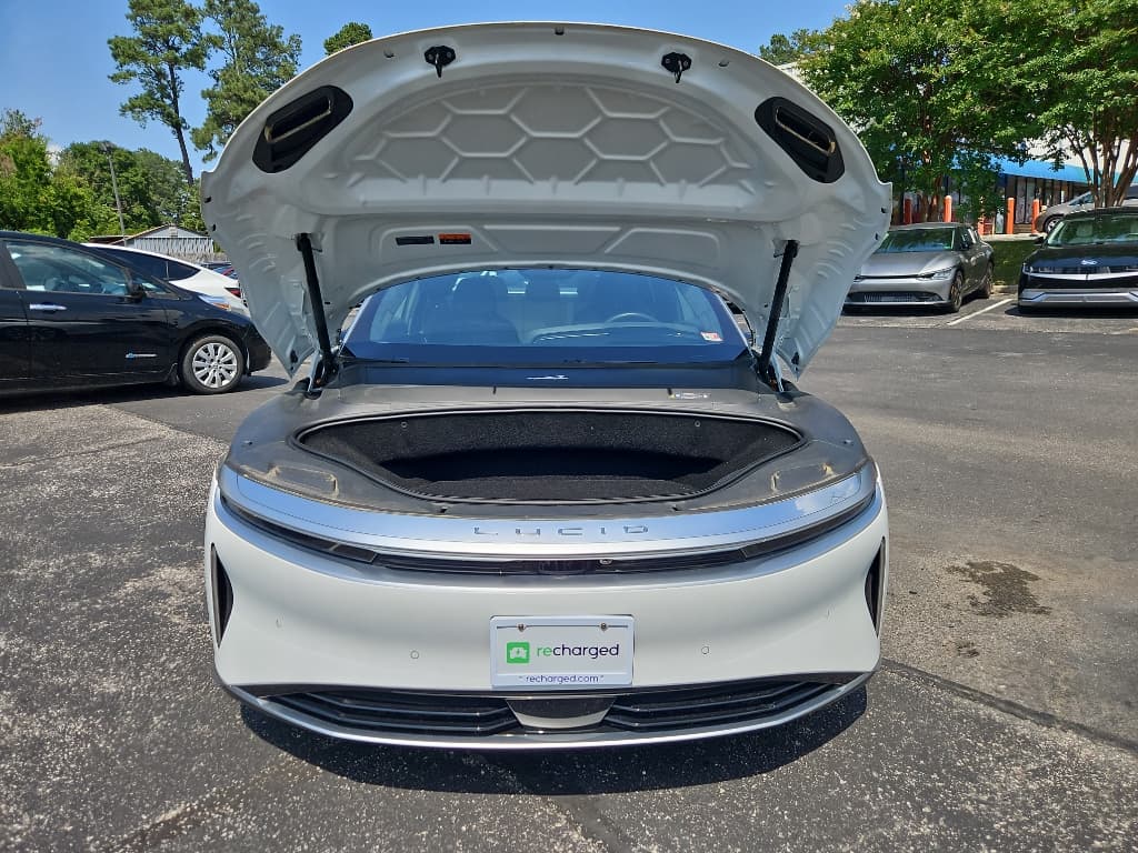 2022 Lucid Air view 11