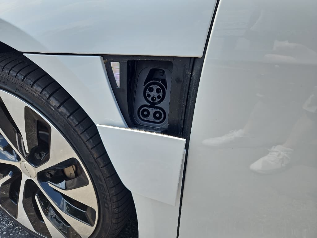 2022 Lucid Air view 24