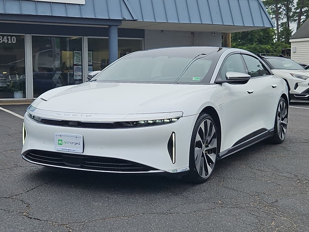 2022 Lucid Air view 5