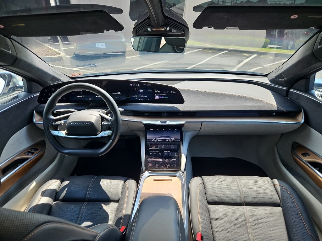 2022 Lucid Air view 14
