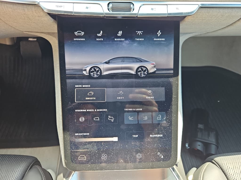 2022 Lucid Air view 14