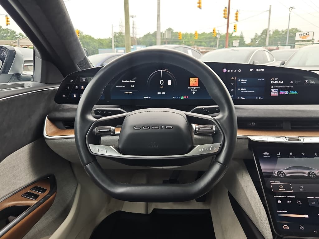 2022 Lucid Air view 9