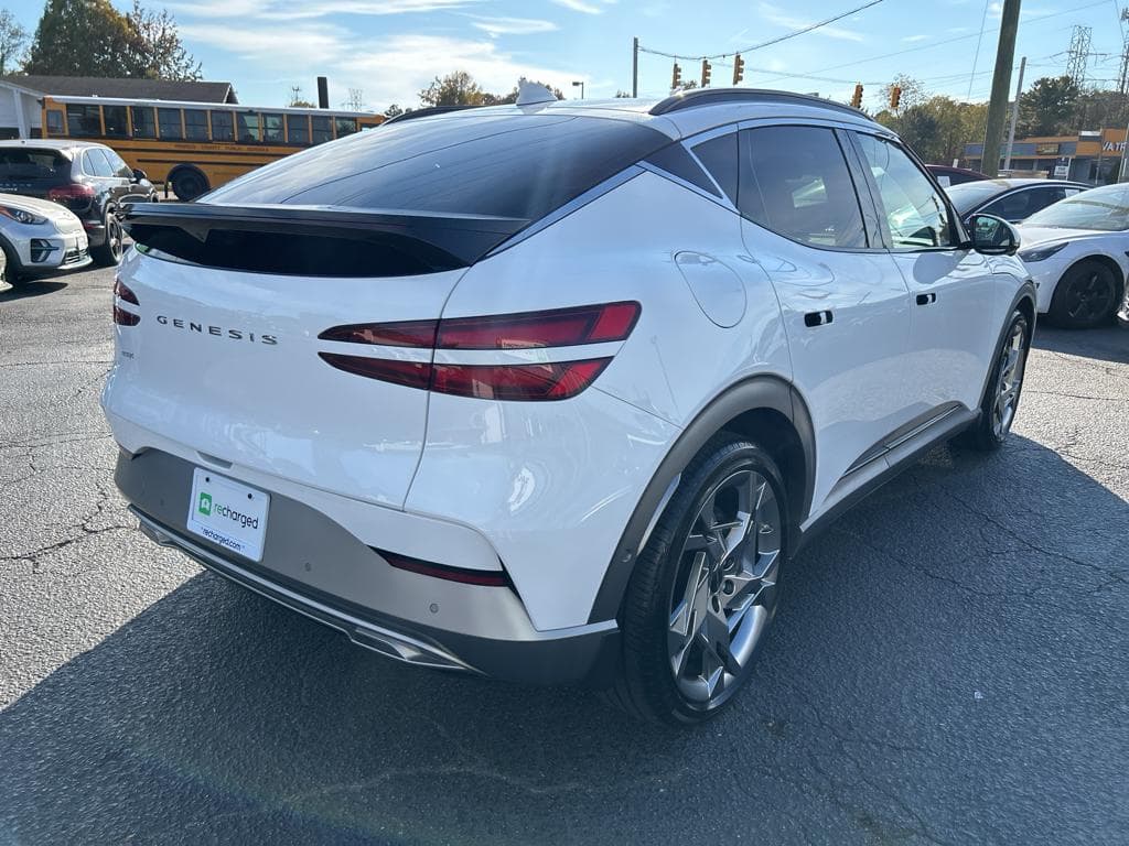 2023 Genesis GV60 view 3