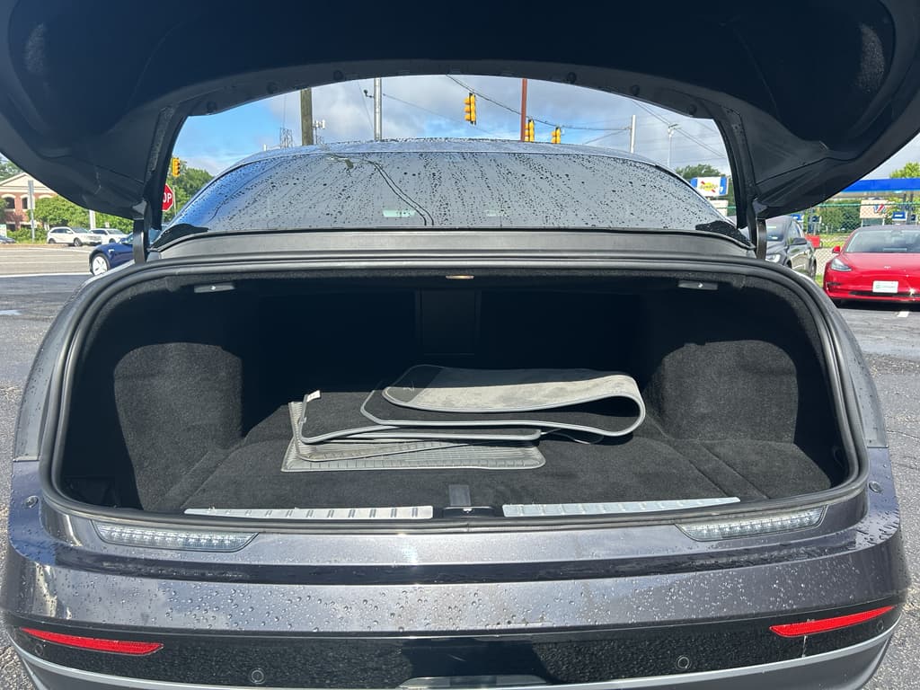 2022 Lucid Air view 29