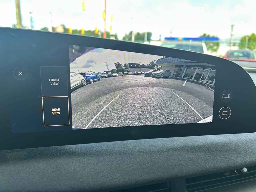 2022 Lucid Air view 17