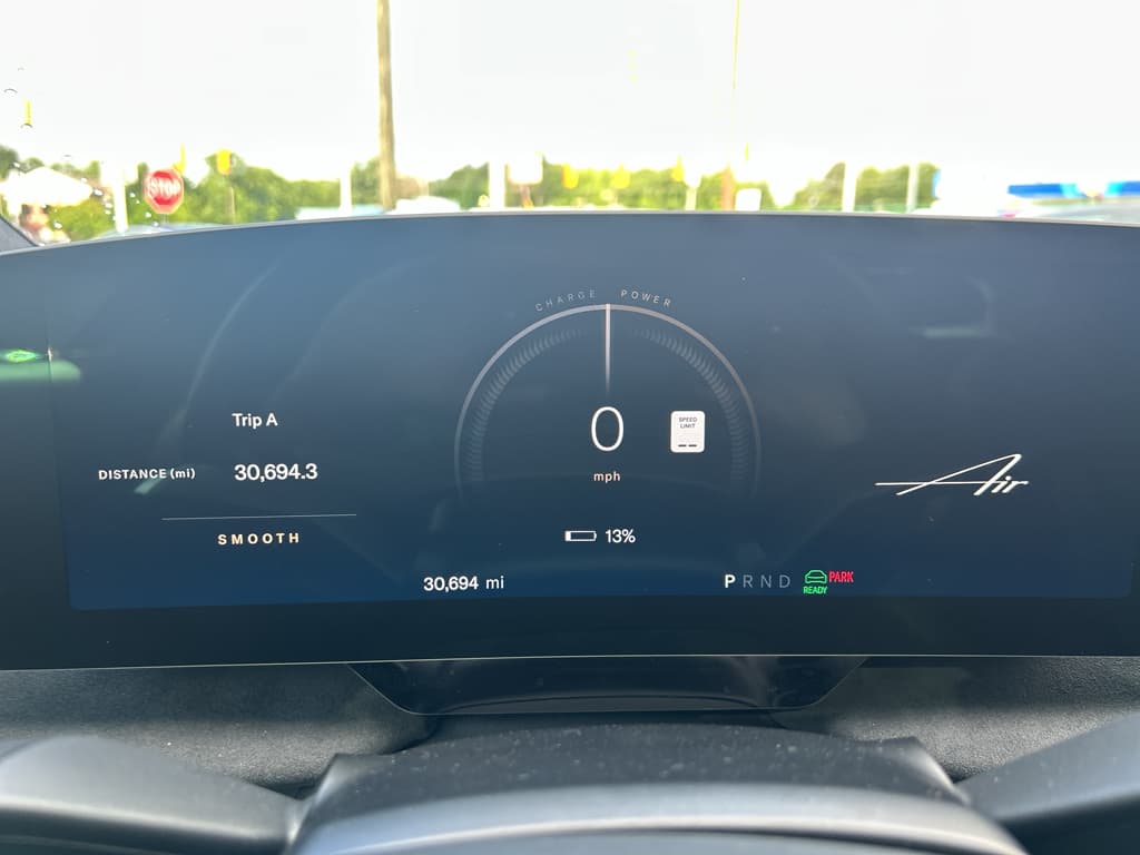 2022 Lucid Air view 9