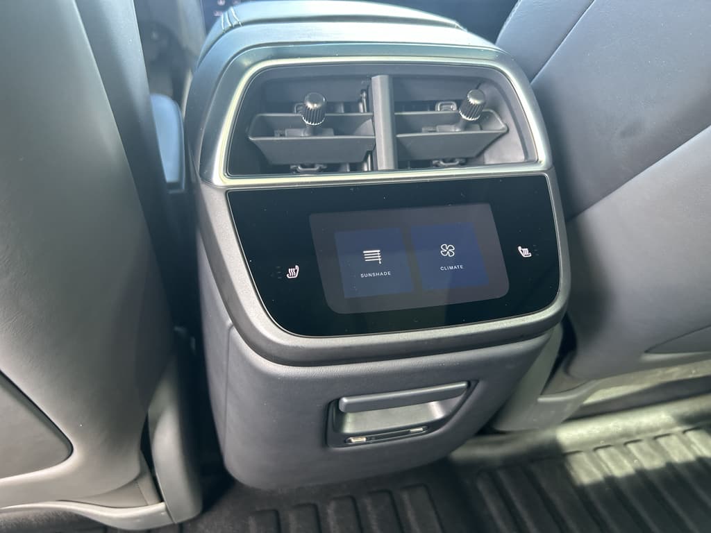 2022 Lucid Air view 26