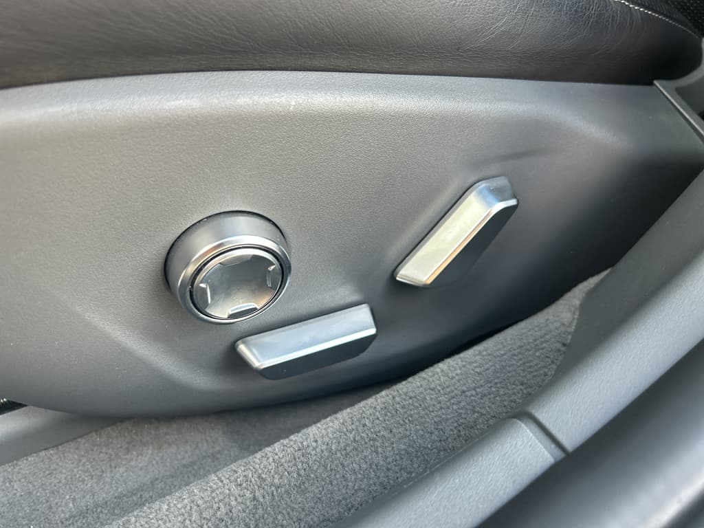 2022 Lucid Air view 7