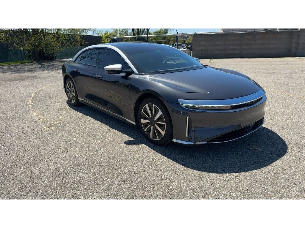2022 Lucid Air view 2