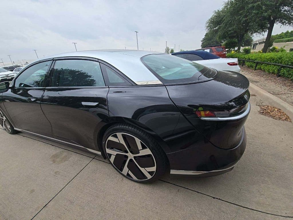 2022 Lucid Air view 2