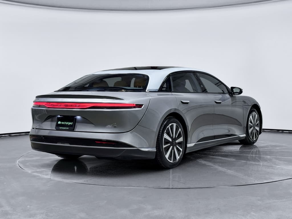 2023 Lucid Air view 3