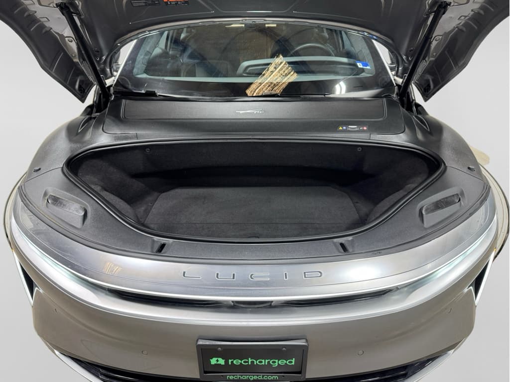 2023 Lucid Air view 25