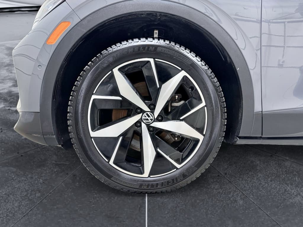 2023 Volkswagen ID.4 view 29
