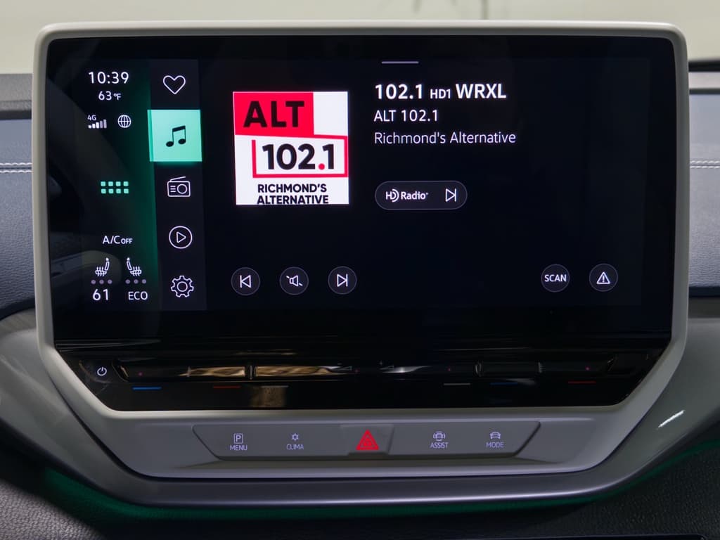 2023 Volkswagen ID.4 view 14