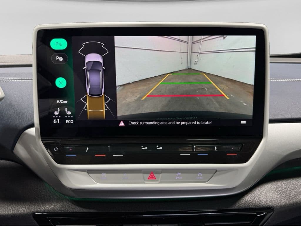 2023 Volkswagen ID.4 view 15