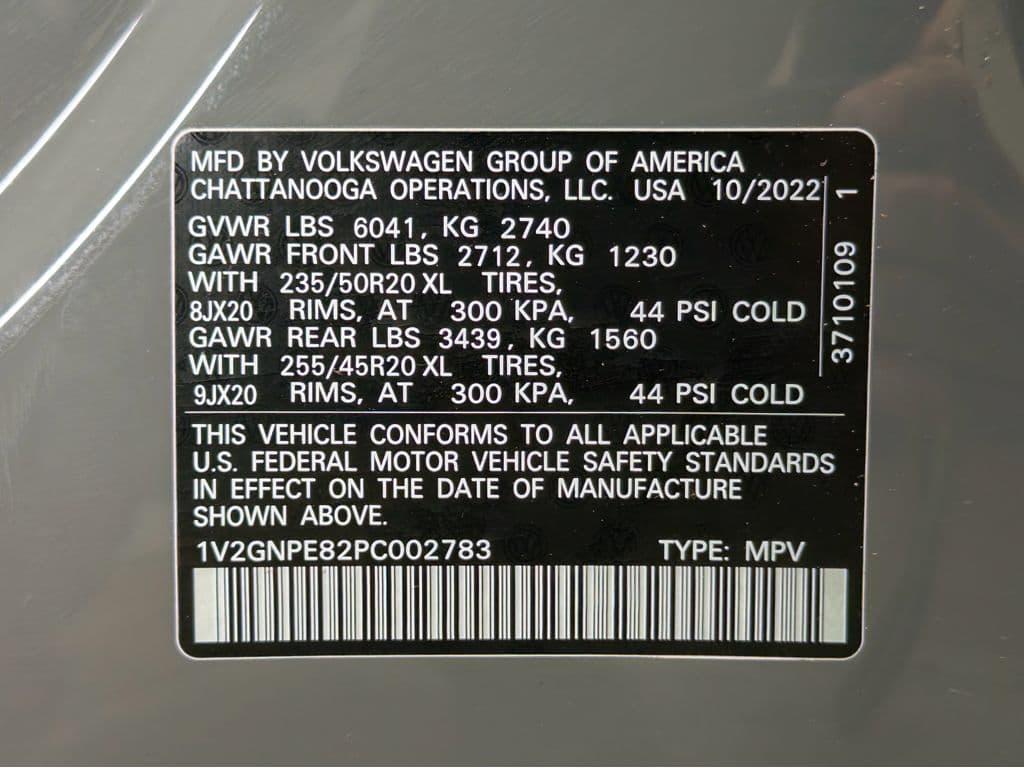 2023 Volkswagen ID.4 view 27