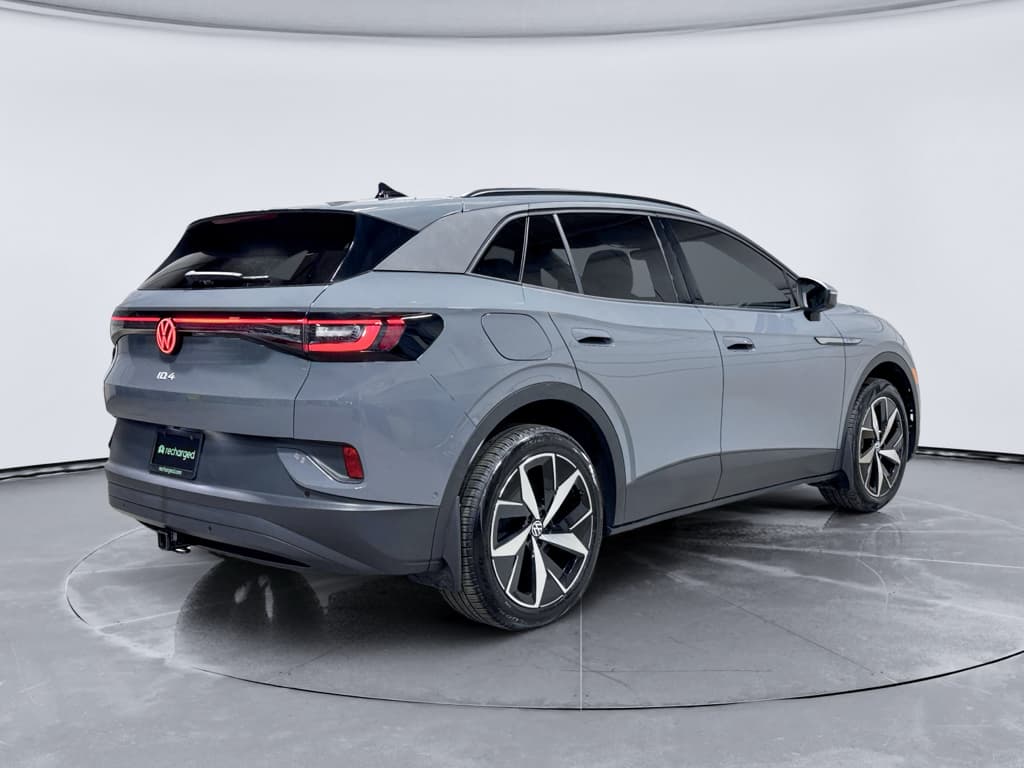 2024 Volkswagen ID.4 view 3