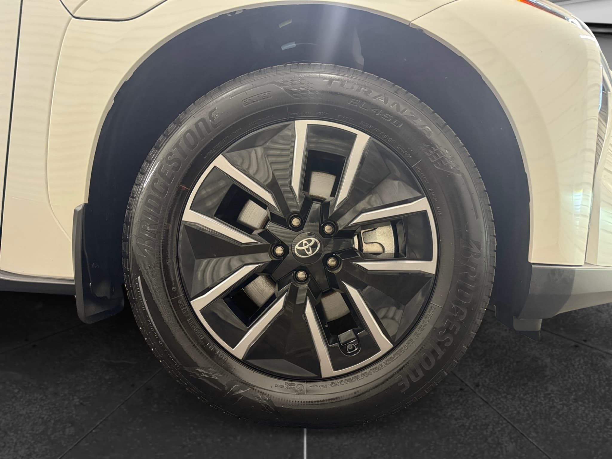 2026 Toyota bZ view 39