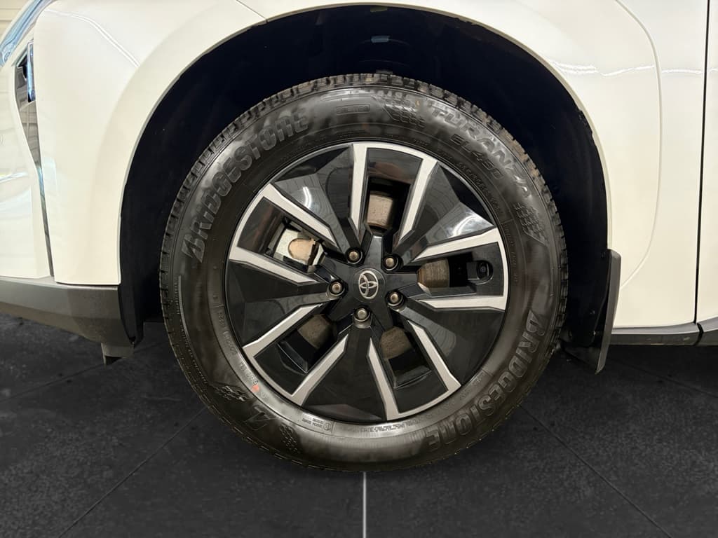 2026 Toyota bZ view 30