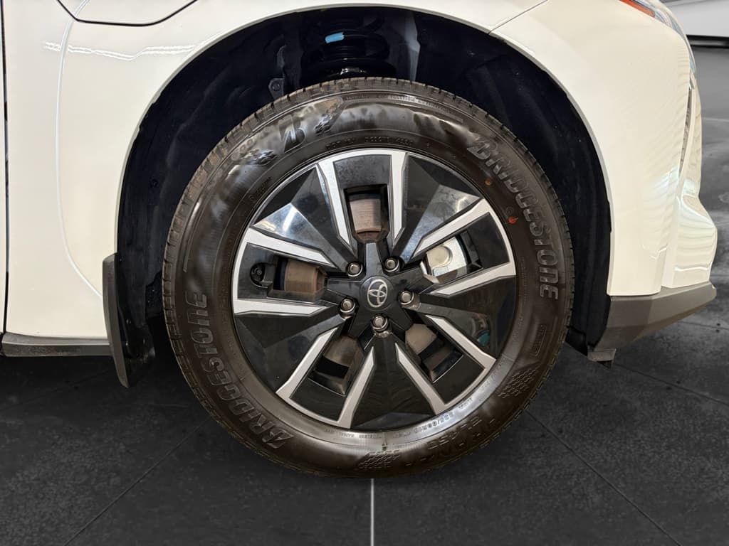 2026 Toyota bZ view 34
