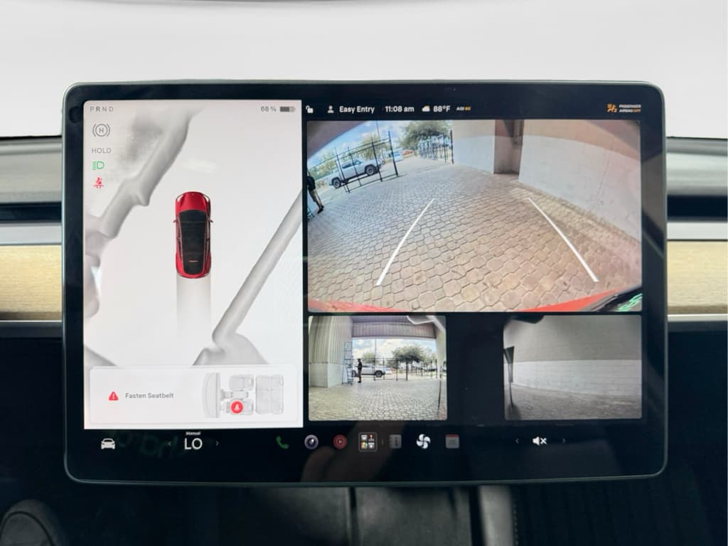 2022 Tesla Model Y view 13