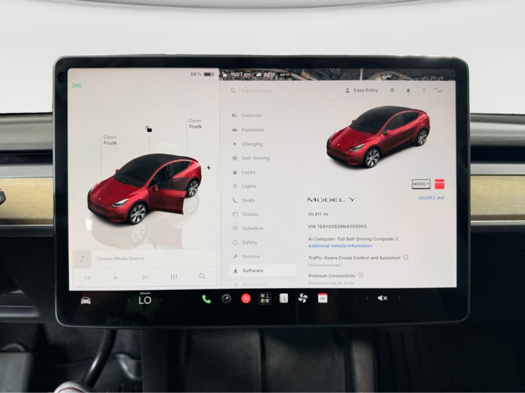 2022 Tesla Model Y view 10