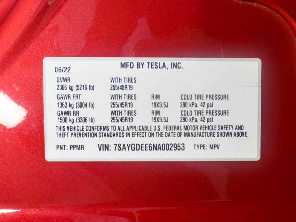 2022 Tesla Model Y view 27
