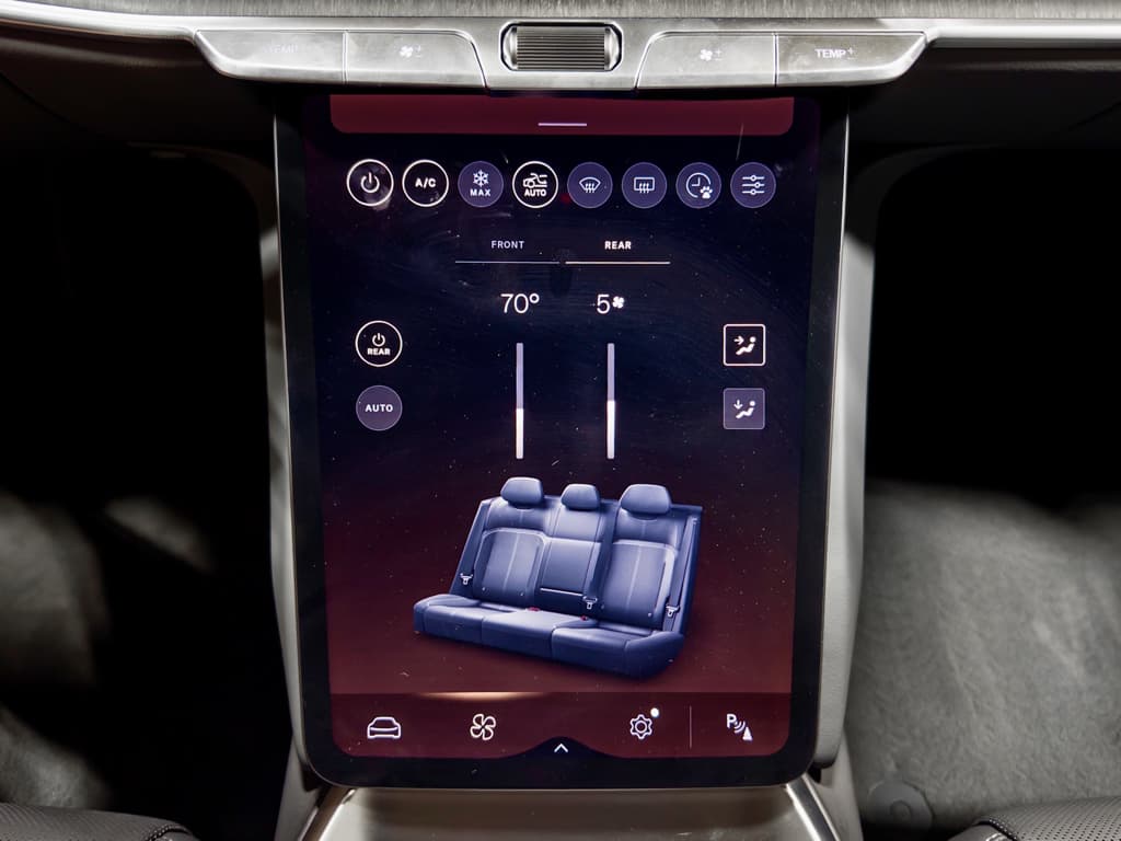 2025 Lucid Air view 14