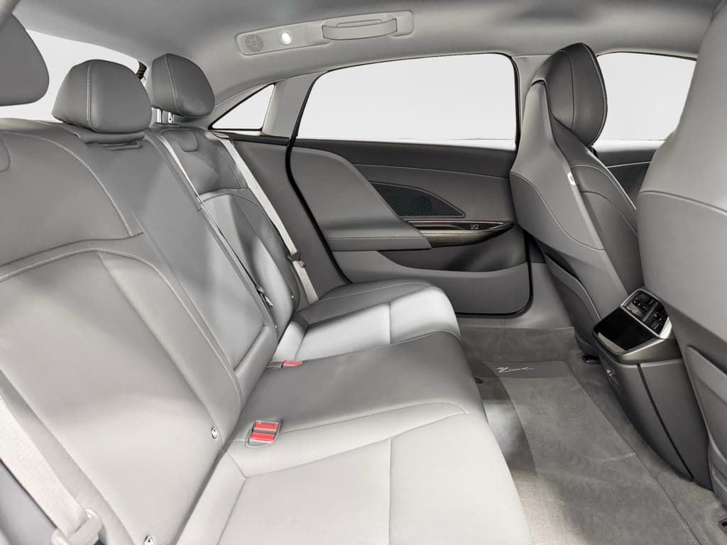 2025 Lucid Air view 23