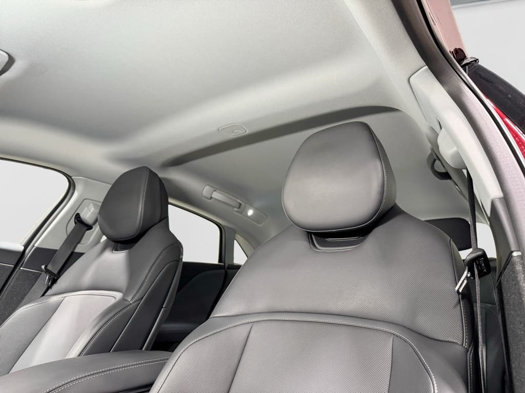 2025 Lucid Air view 25