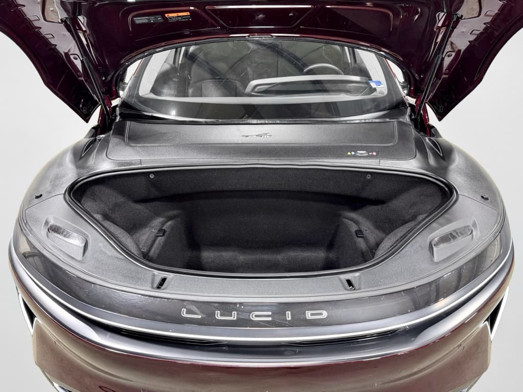 2025 Lucid Air view 26